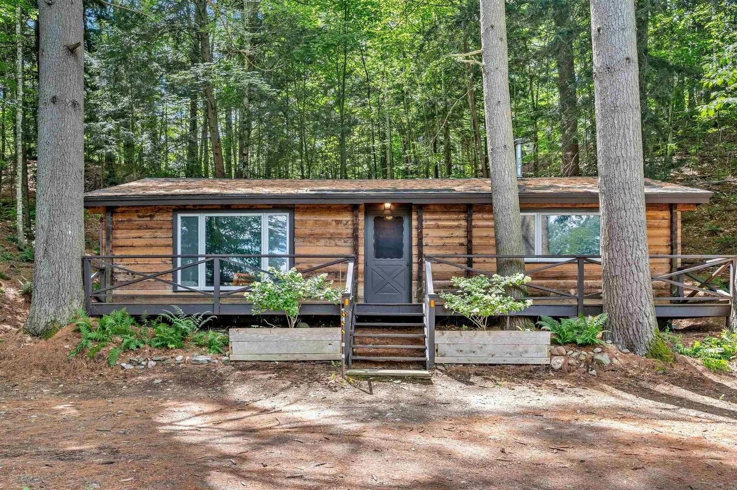A 1960s Cabin in Warren, VT - $465,000