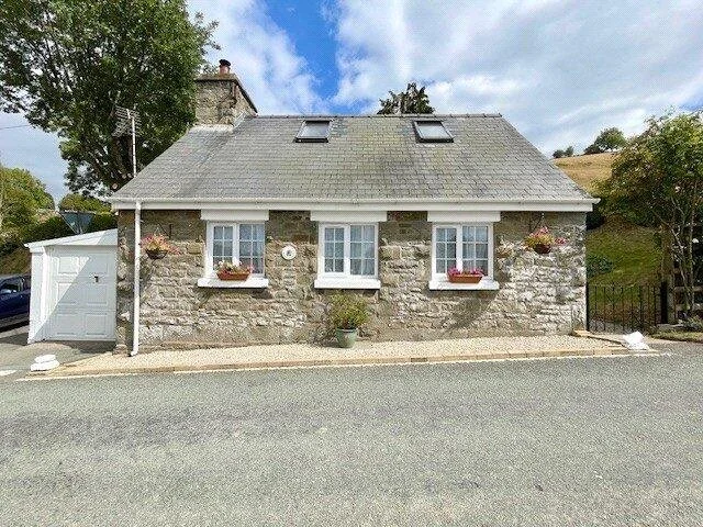 Former Toll House in Wales - £200,000