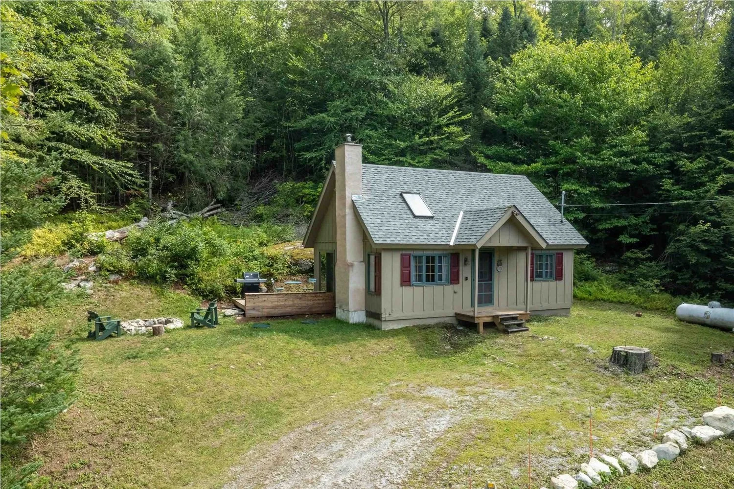 1.5 Acres in Londonderry, VT - $289,000