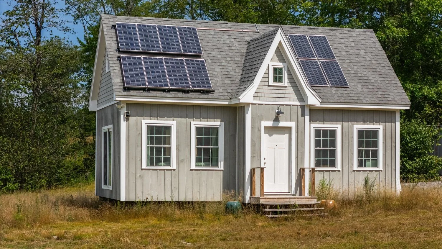 Off Grid on 2 Acres in Edgecomb, ME - $395,000