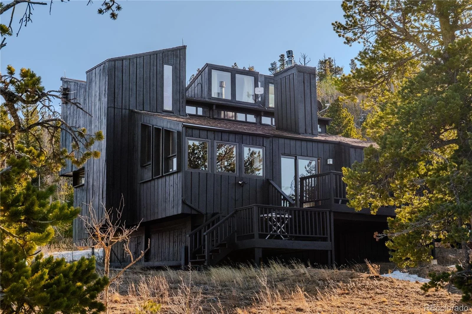 Mountain Views in Nederland, CO - $899,000