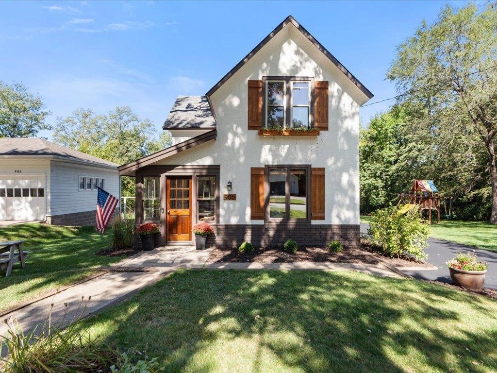 Craftsman in Brainerd, MN - $370,000