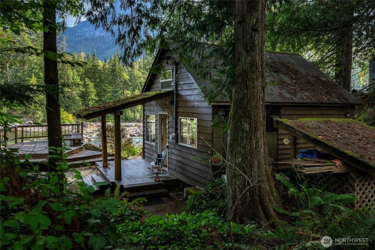 Waterfront Cabin in Sultan, WA - $260,000