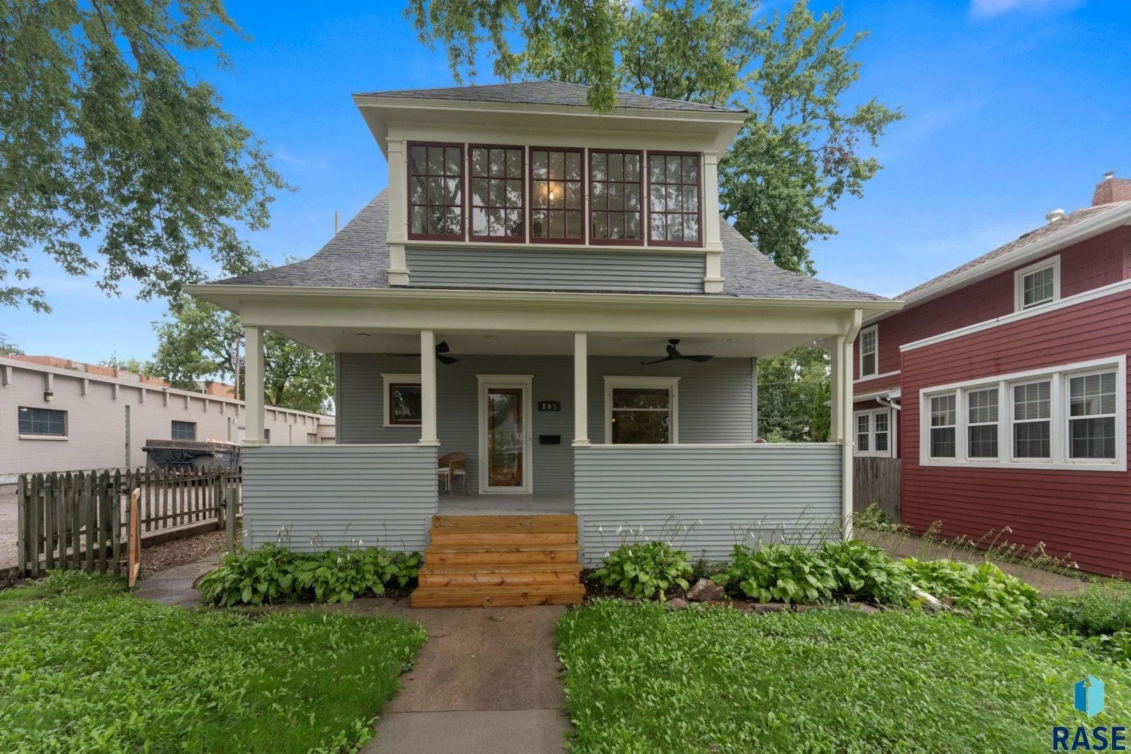A Colorful Cutie in Sioux Falls, SD - $385,000