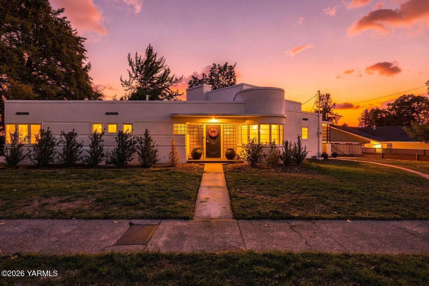 Art Deco in Yakima, WA - $655,000