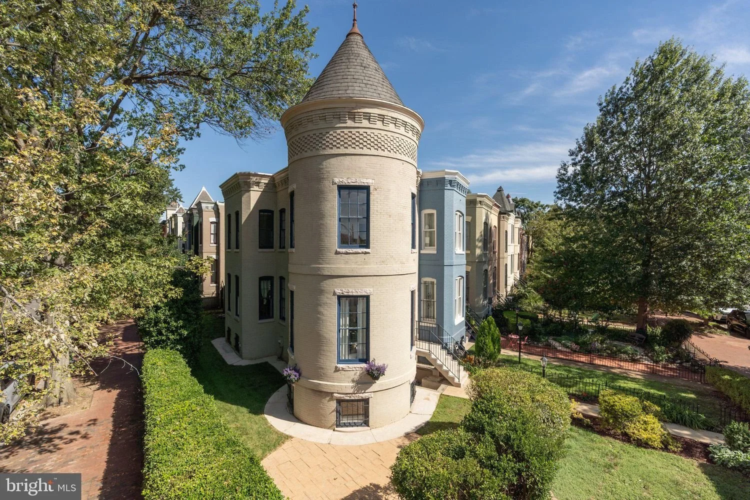c1895 Victorian in Washington DC - $1,695,000