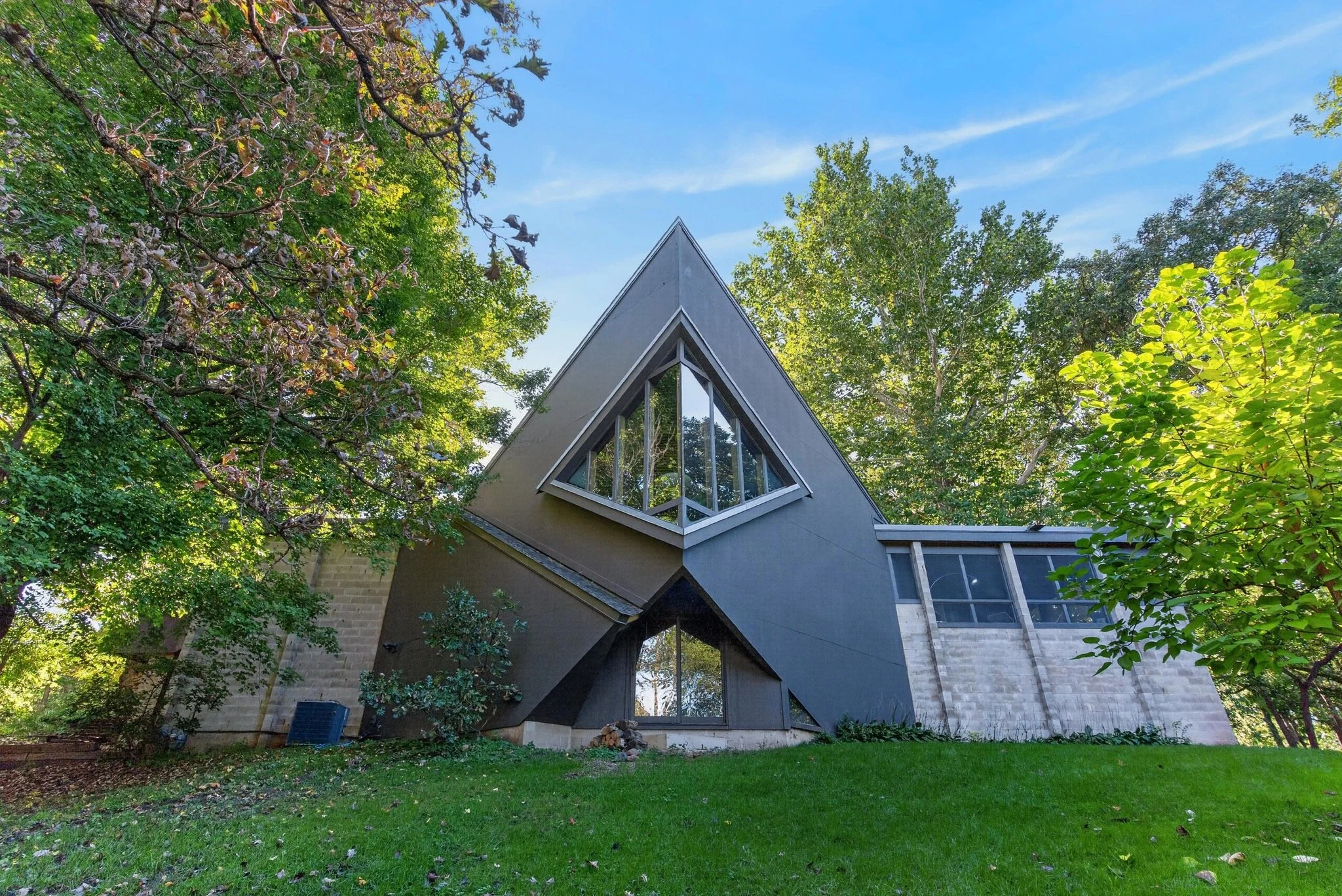 A Robert Faust Design on 1.48 Acres - $560,000
