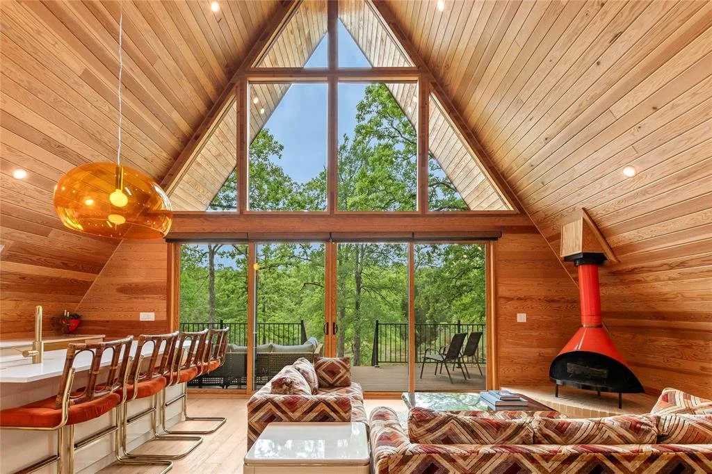 An A-Frame in Malakoff, TX - $369,000