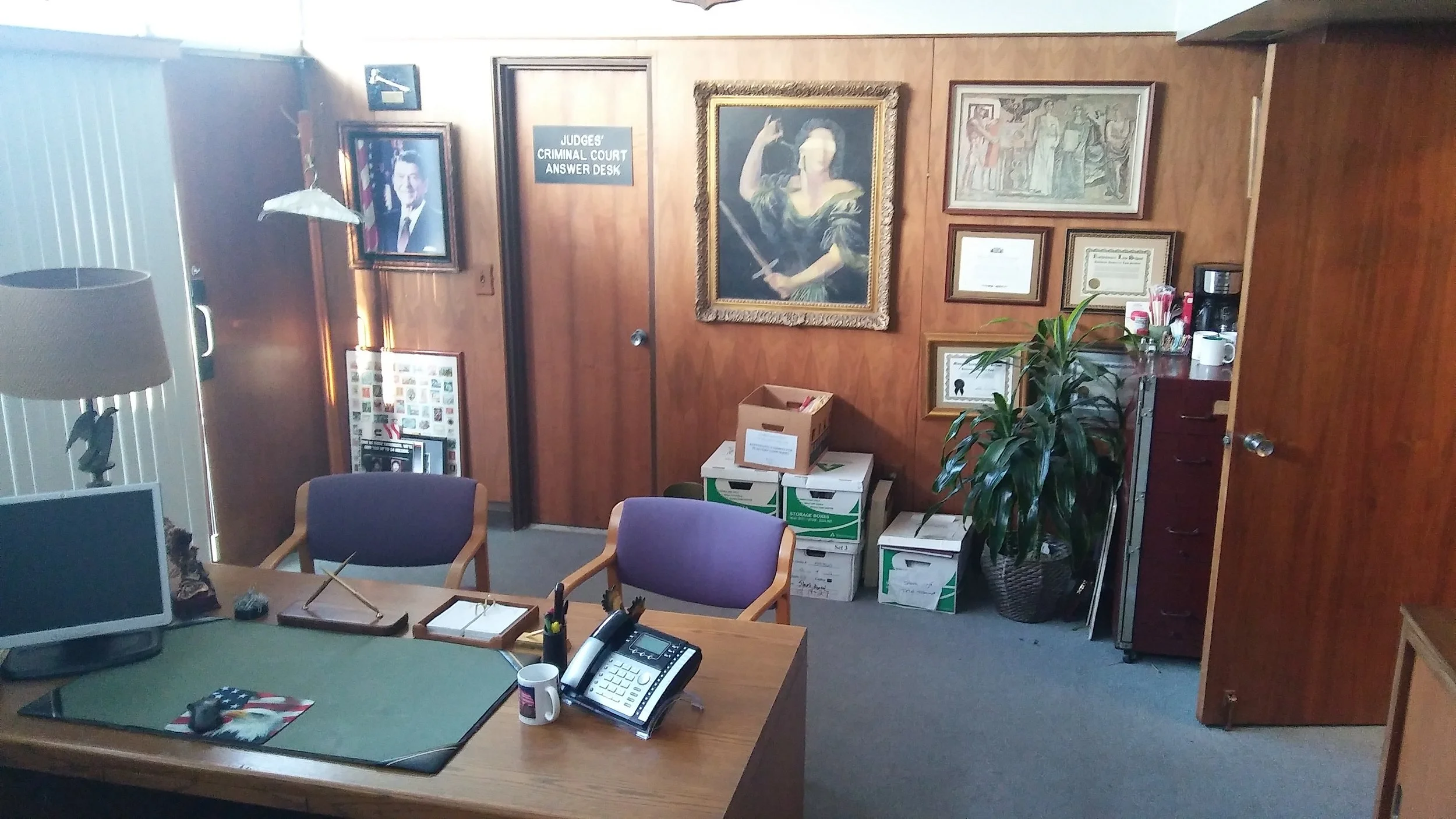 Judges Office 11.jpg