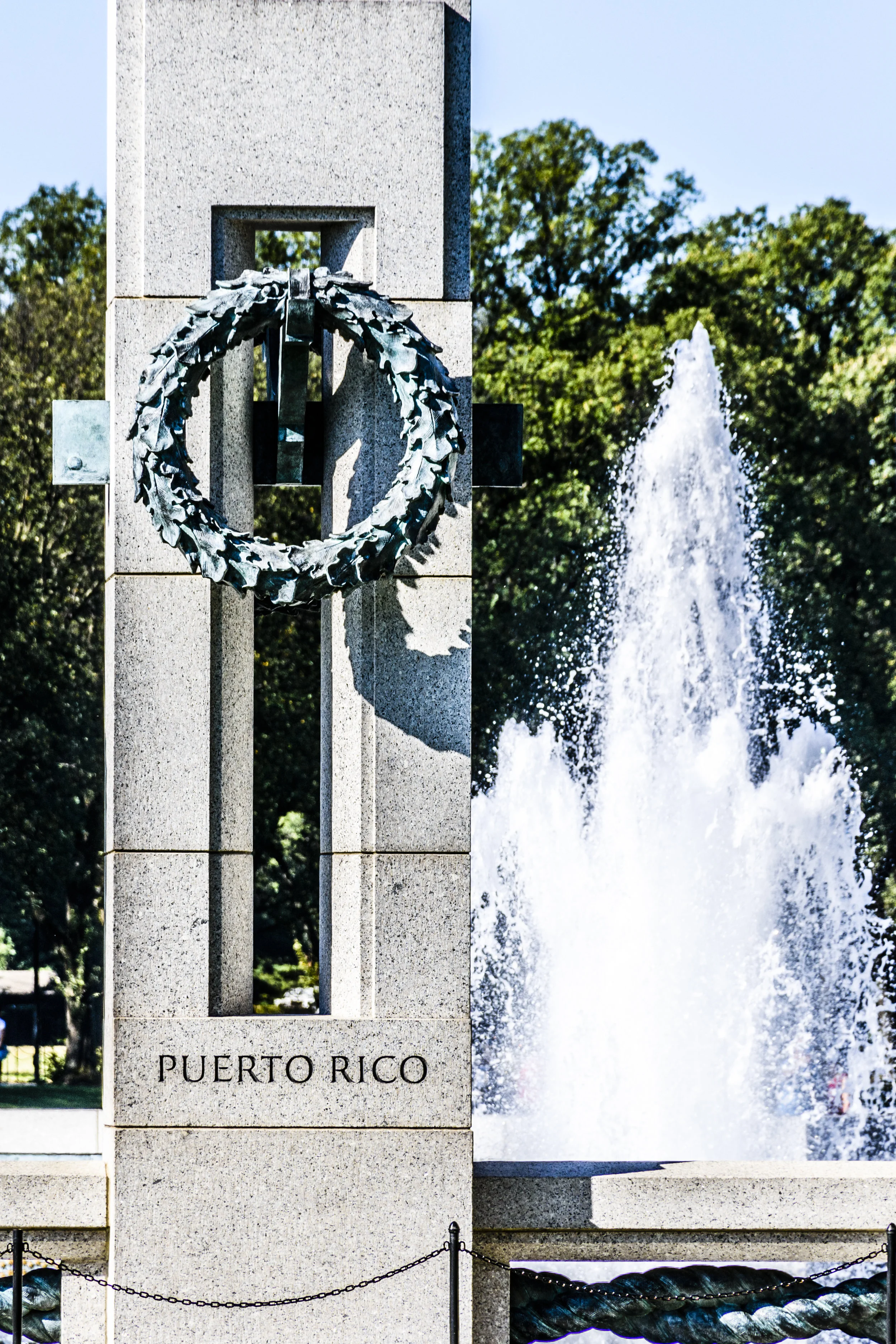Puerto Rico represented in WWII Memorial with water feature