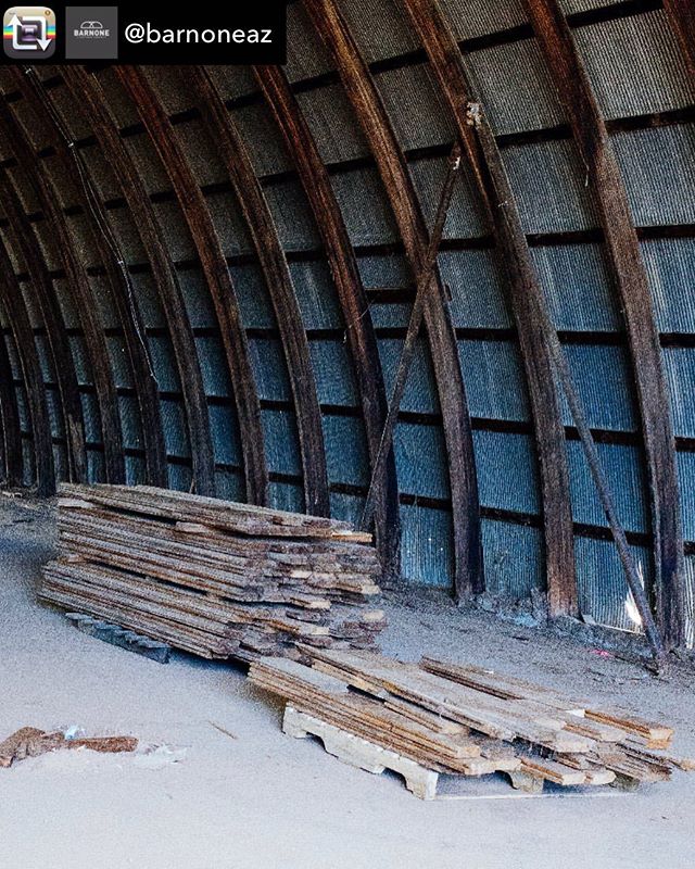 Not so long ago @barnoneaz looked like this. Come celebrate its 3 year anniversary with us this weekend. #johnstonarms #barnoneaz #quonsethut #craftsmen #shoplocalaz

Repost from @barnoneaz using @RepostRegramApp - An empty Quonset hut, now a bustlin