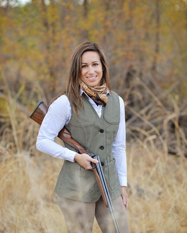 This one is for the girls! Ladies, come shoot with me on Sunday! Link in profile for more information.

#sportingclays #ladiesshooting #ladiesinthefiels #shootinglessons #johnstonarms