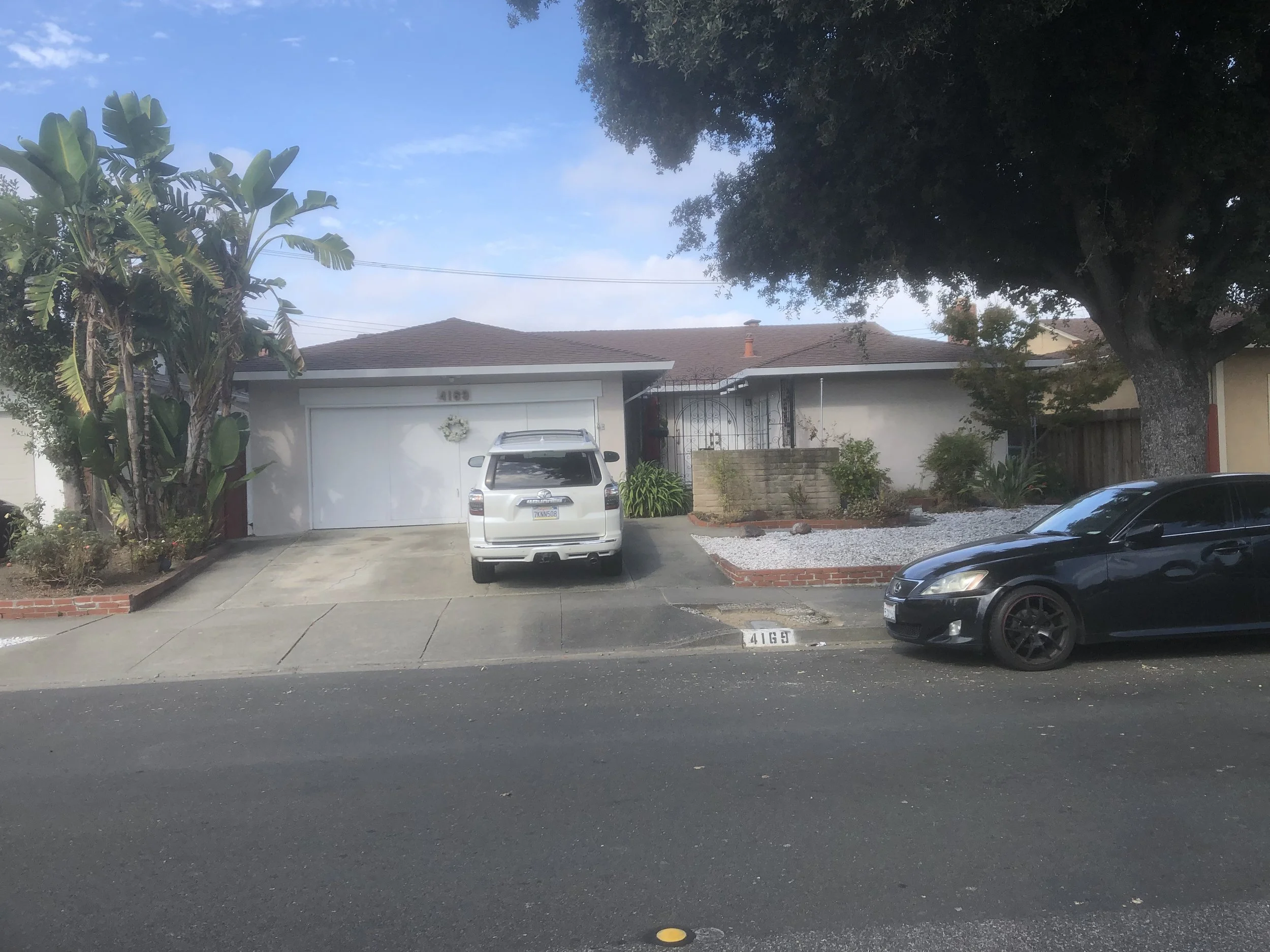 Pending: 4169 Nicolet Ave  in Fremont