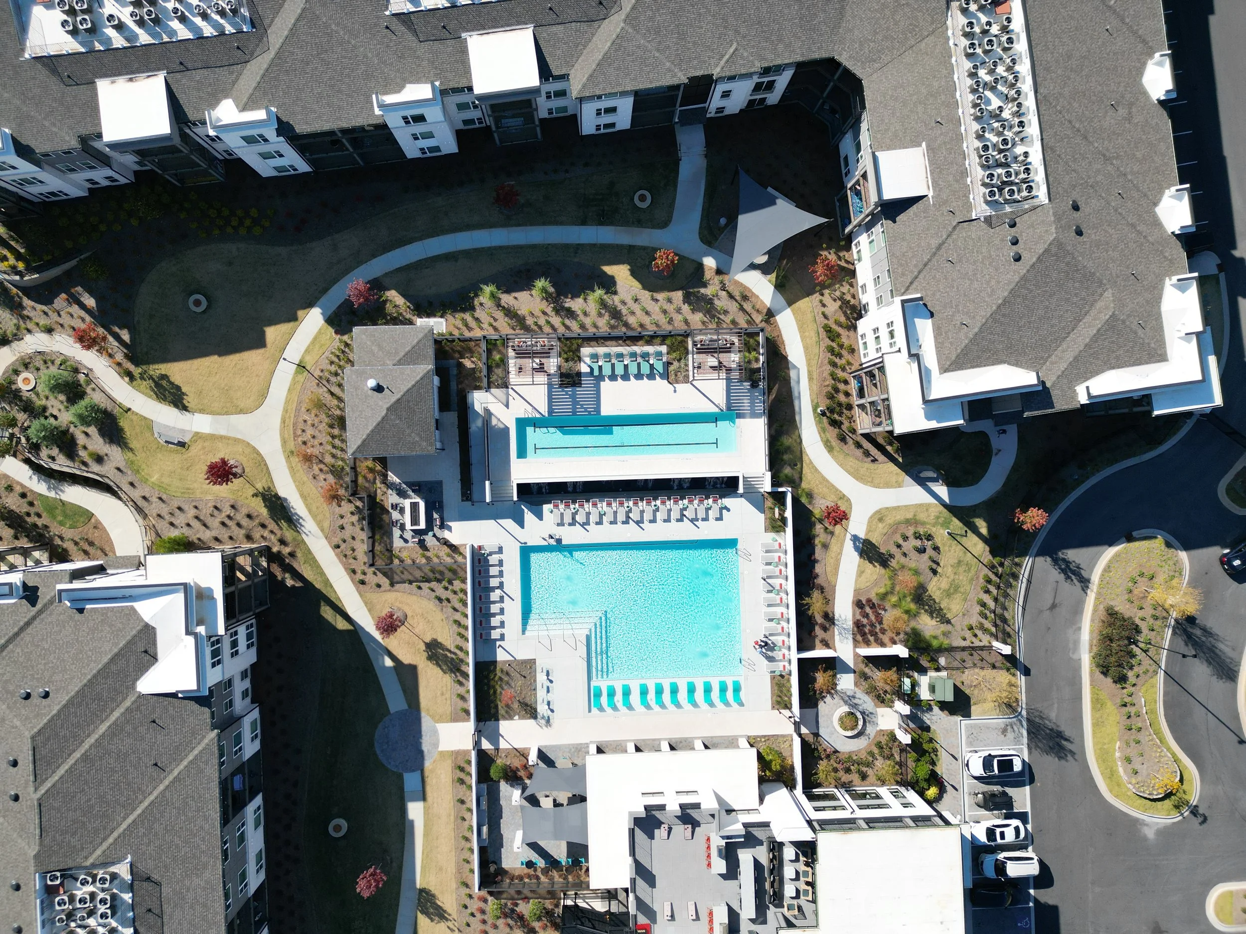 The Wren Overhead View of Pool.JPG