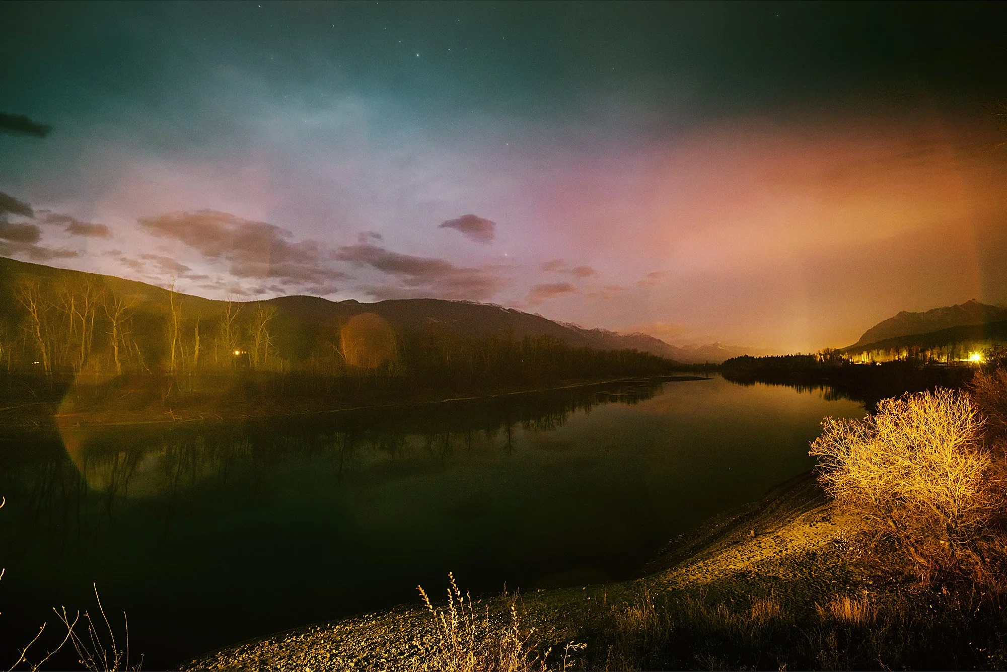 DSC_0076_Kootenays_Night_Flares.jpg