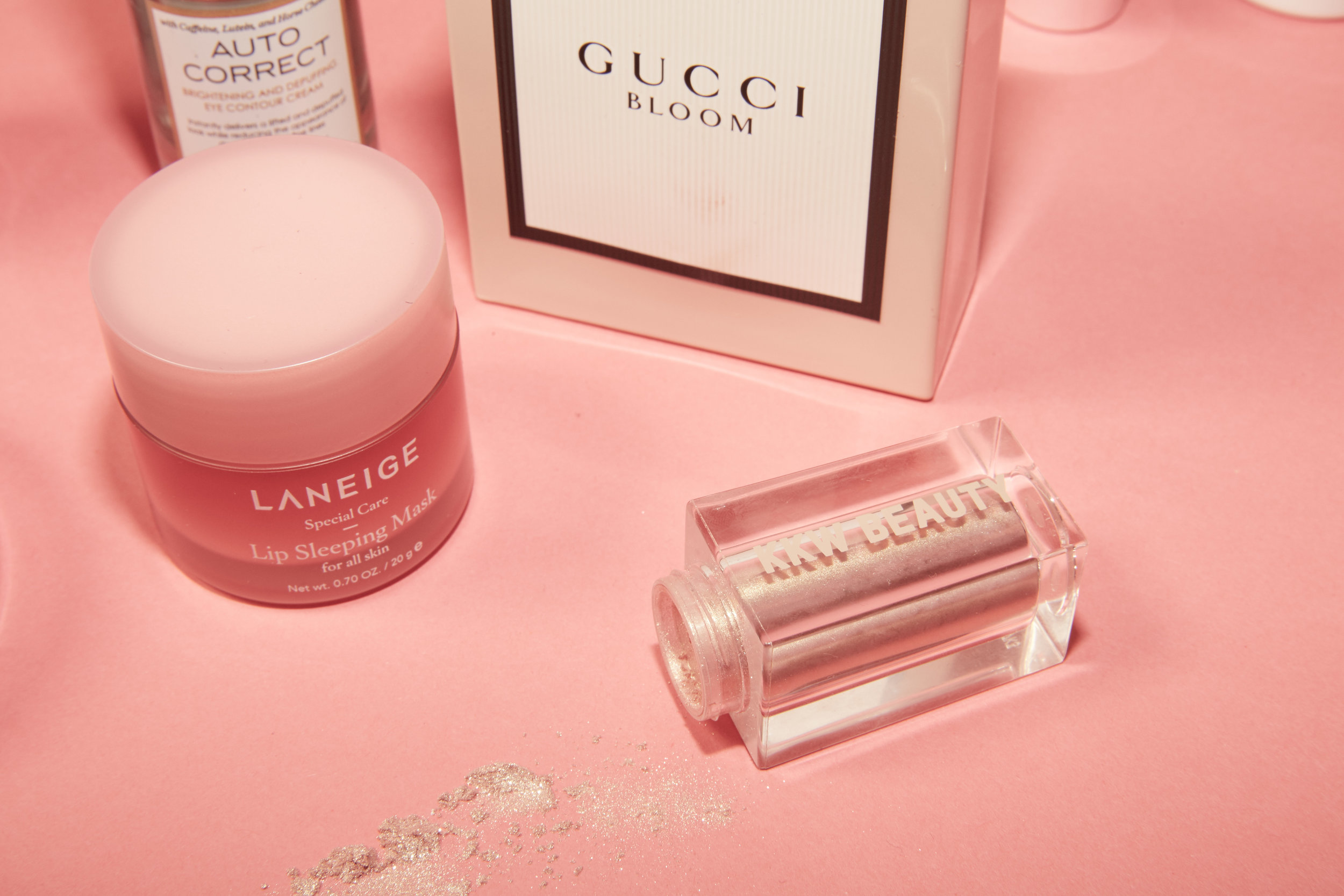 Ouai Haircare anti Frizz sheets Gucci Bloom Make lash and brow gel kkw beauty rose gold ultralight beam lush cosmetics panacea origins herbivore botanicals pink cloud Sunday Riley auto correct