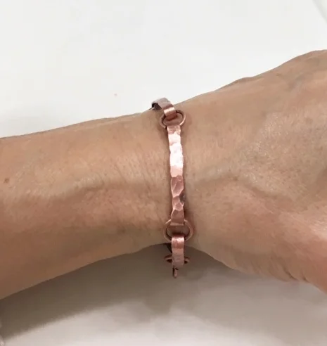 Copper link bracelet 1.jpg
