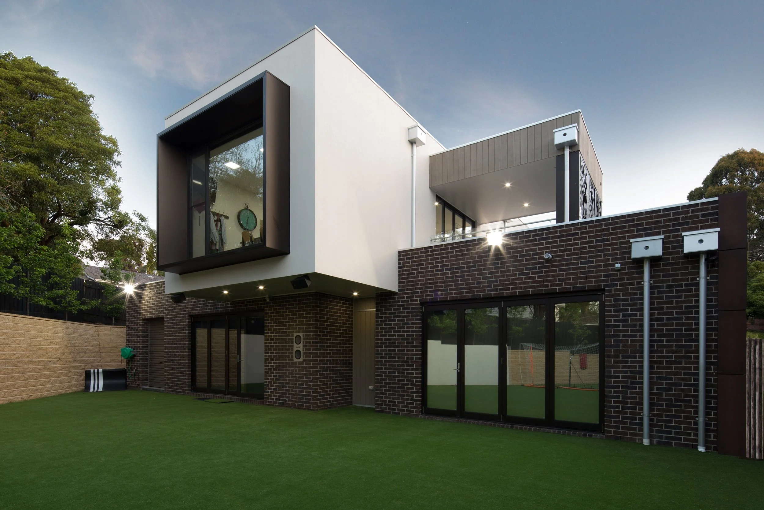 exterior_6.JPG