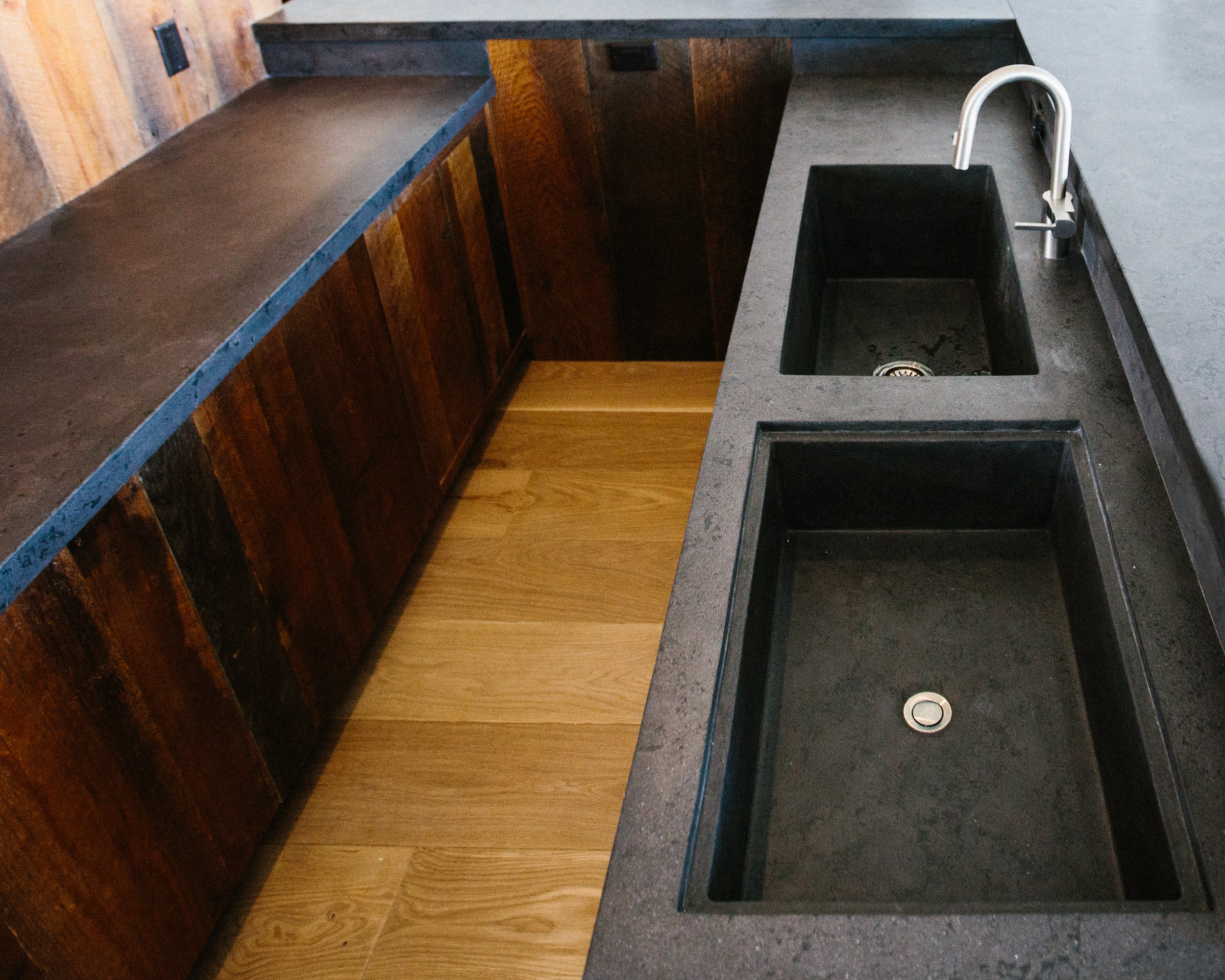 Bar with Sink and Ice Trough
