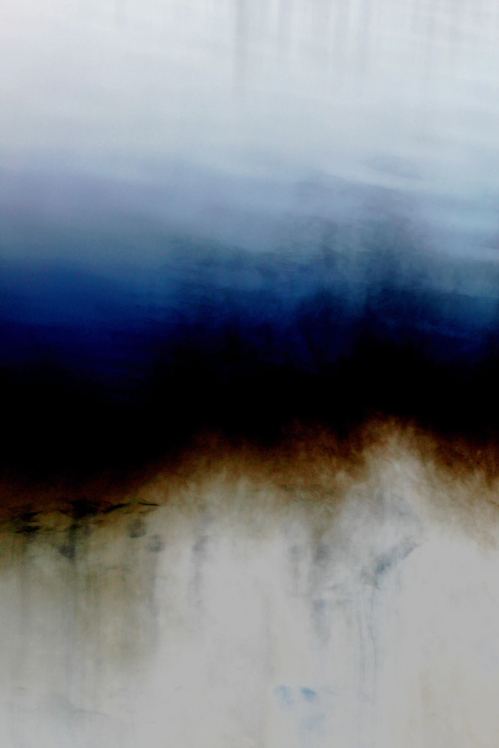 deep shallows—the lake's edge