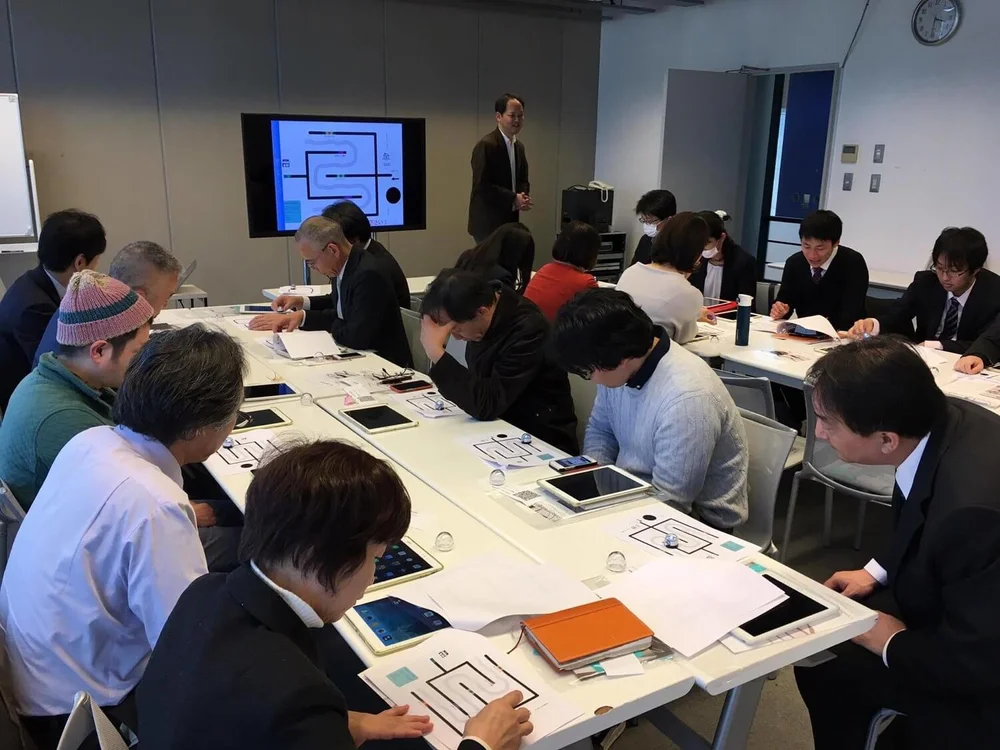 山口ycamにて行われたプログラミング教育勉強会に参加してきました Ozobot 世界最小のプログラミング教育ロボット オゾボット 山口ycamにて行われたプログラミング教育勉強会に参加してきました Ozobot 世界最小のプログラミング教育ロボット オゾボット