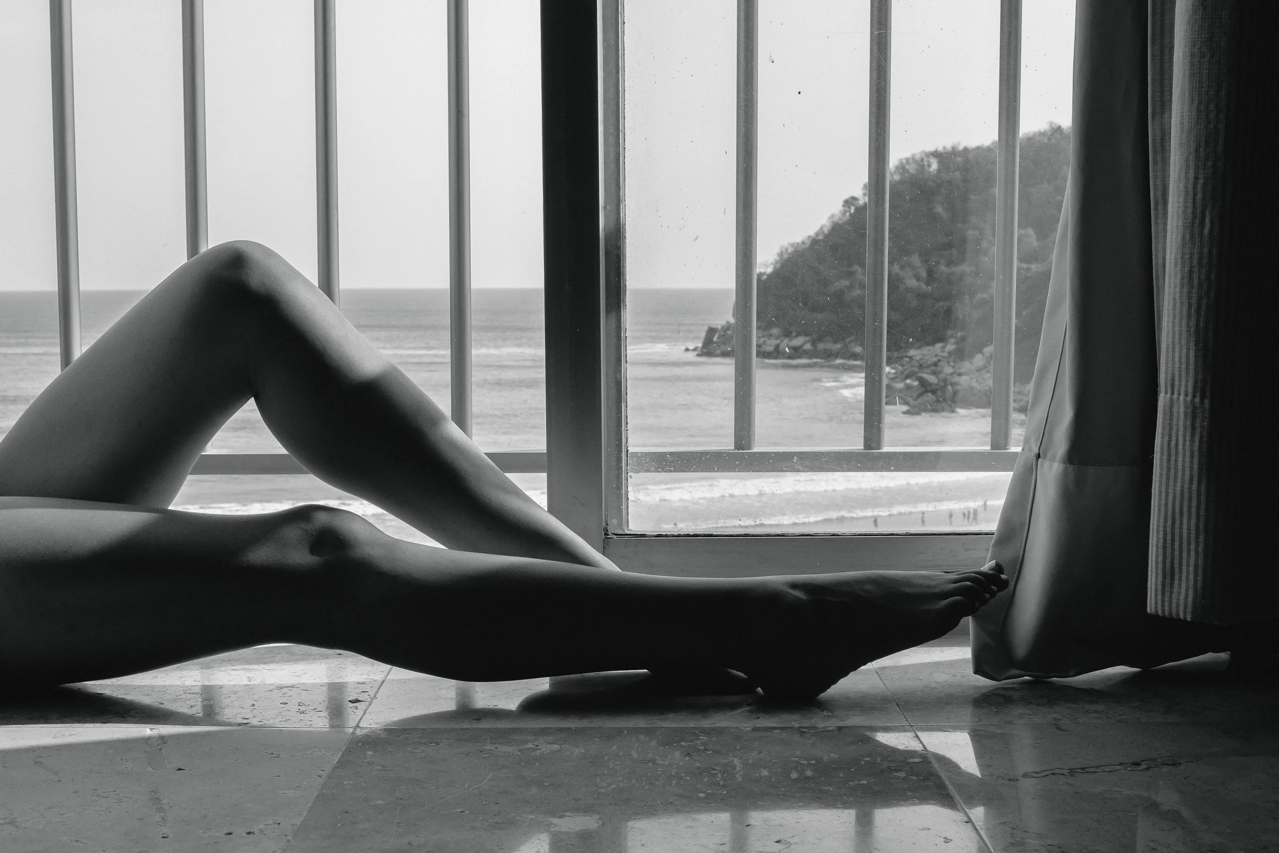 "I can't touch my toes and my back hurts!!!!" - yoga for back pain - tight hamstrings causes back pain