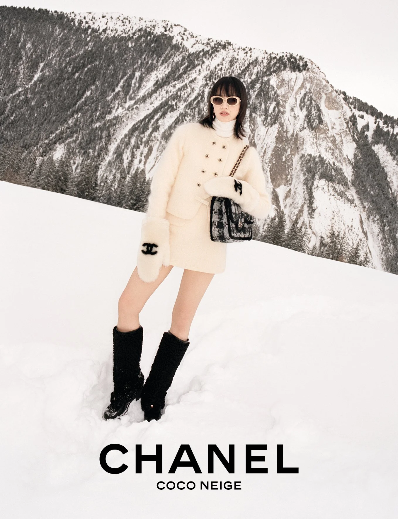 CHANEL_25N_AD_ALL_WITH LOGO_RGB7.jpg
