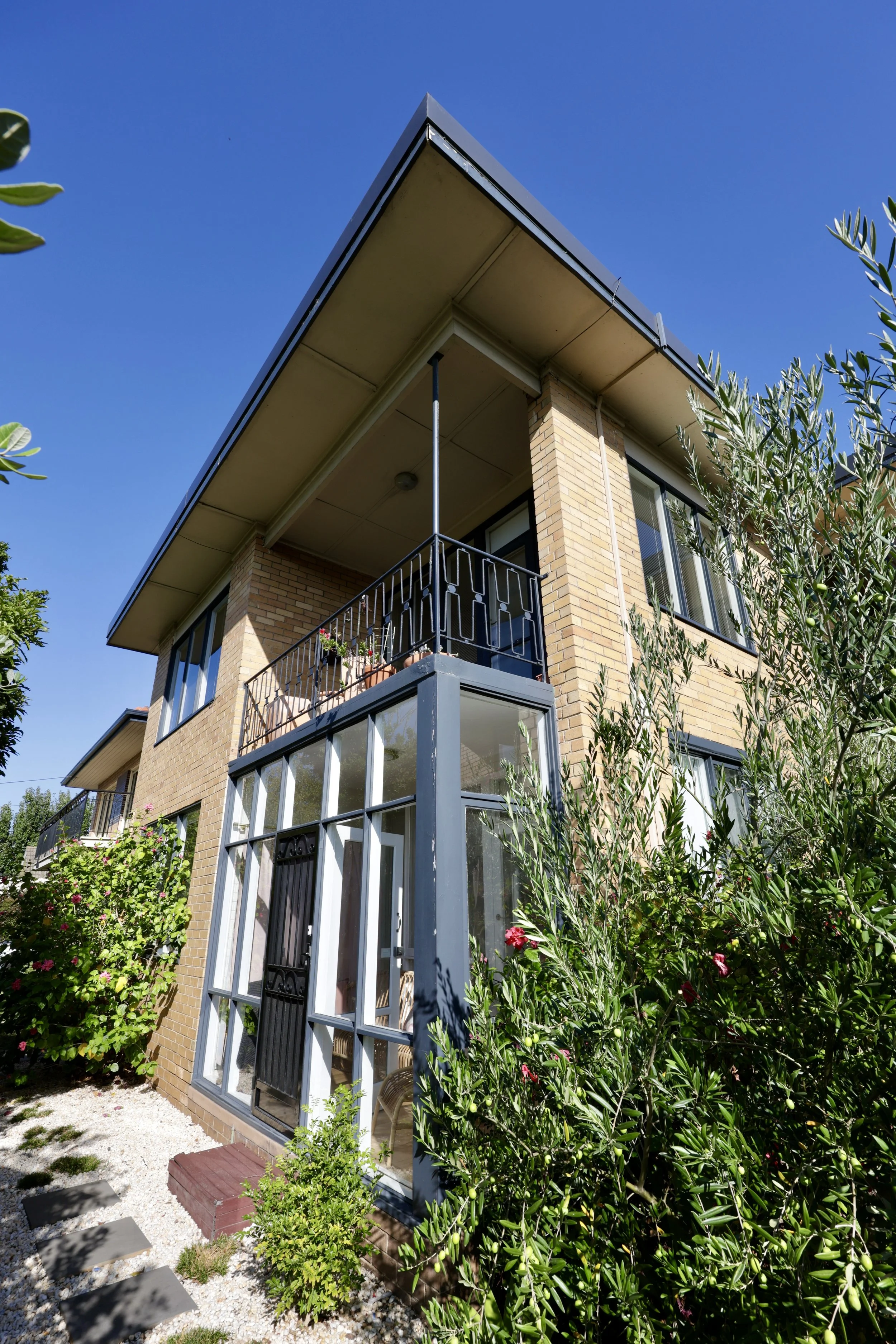 Brighton ??? Executive Home Rentals