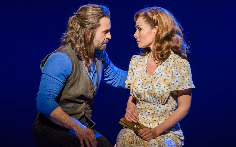 Headerl-r-Alfie-Boe-Billy-Bigelow-and-Katherine-Jenkins-Julie-Jordan-photo-Tristram-Kenton-2-.jpg