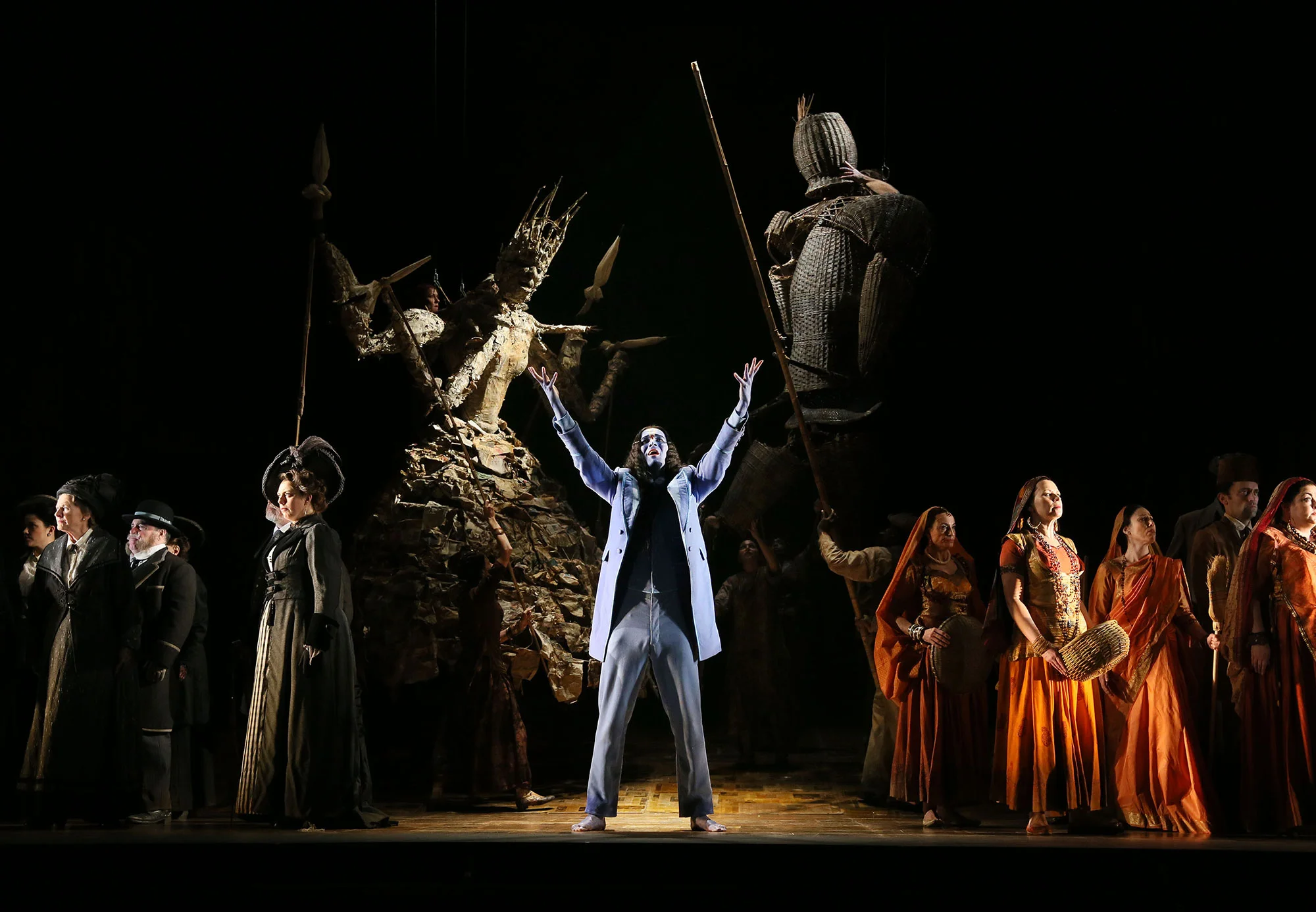ENO-Satyagraha-Andri-Björn-Róbertsson-ENO-Chorus-and-Improbable-Skills-Ensemble-c-Donald-Cooper.jpg
