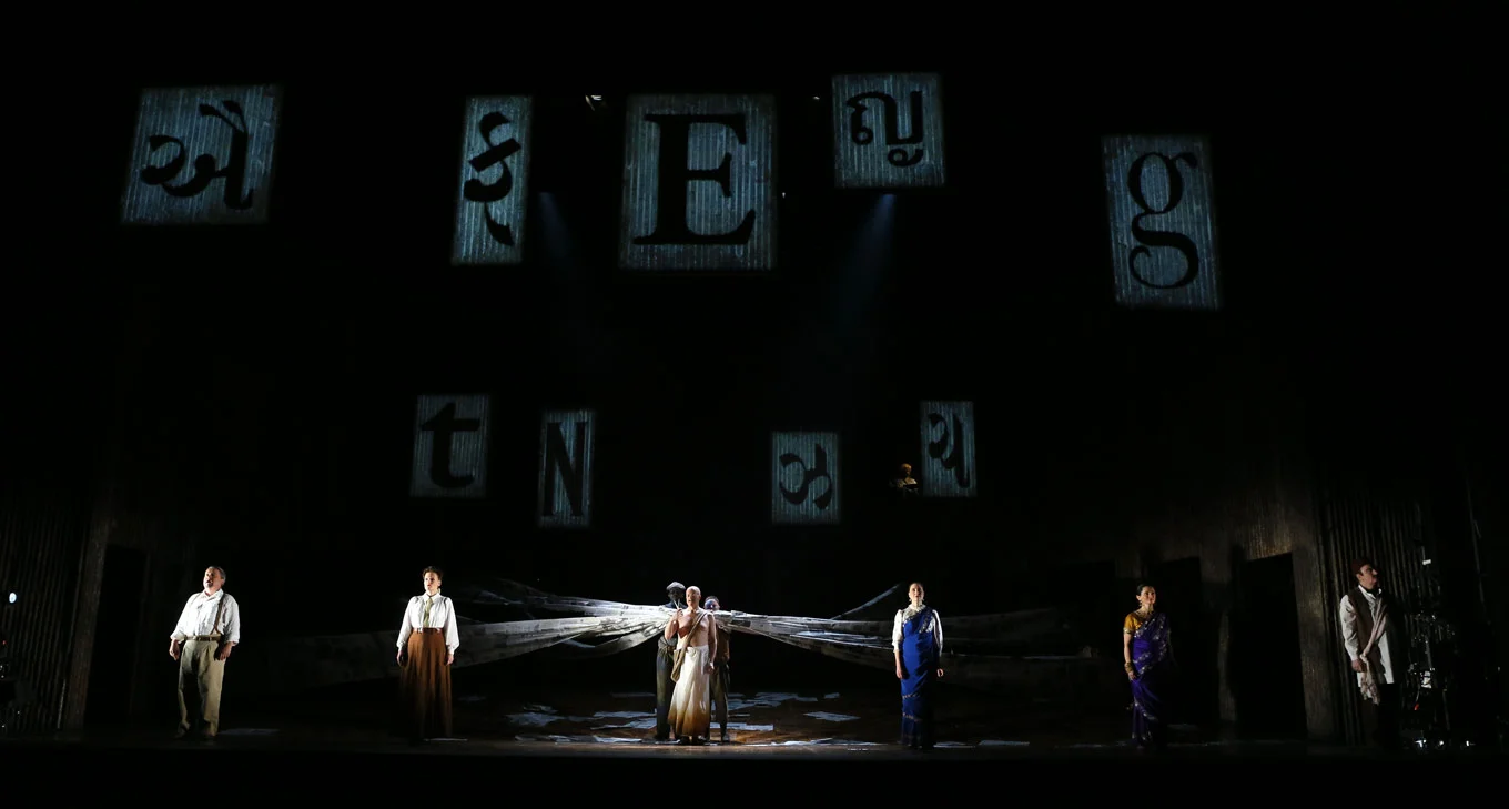 ENO-Satyagraha-Nicholas-Folwell-Charlotte-Beament-Toby-Spence-Anna-Clare-Monk-Stephanie-Marshall-Clive-Bayley-Donald-Cooper.jpg