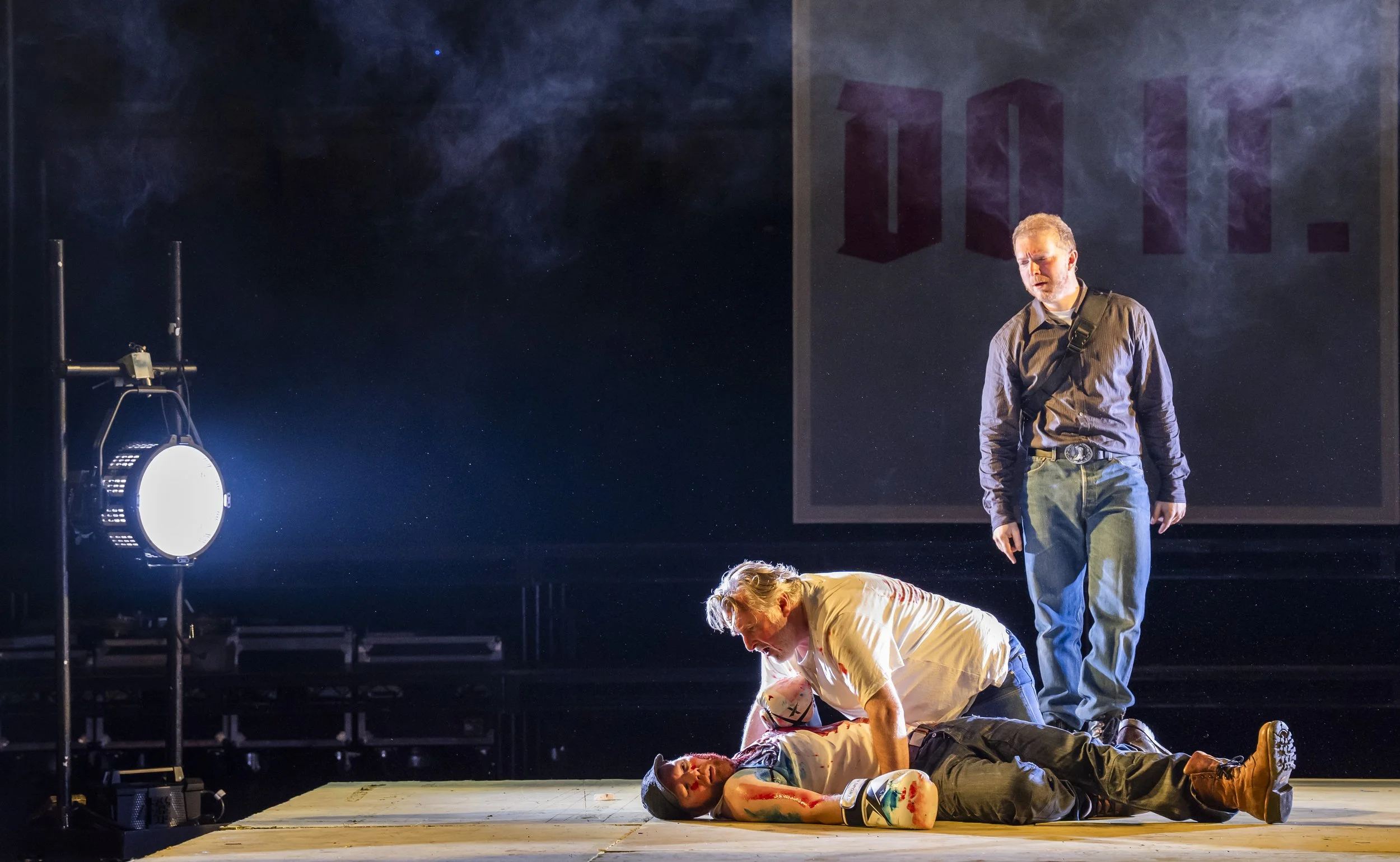 Rise and Fall of the City of Mahagonny-ENO-Coliseum-8965.JPG