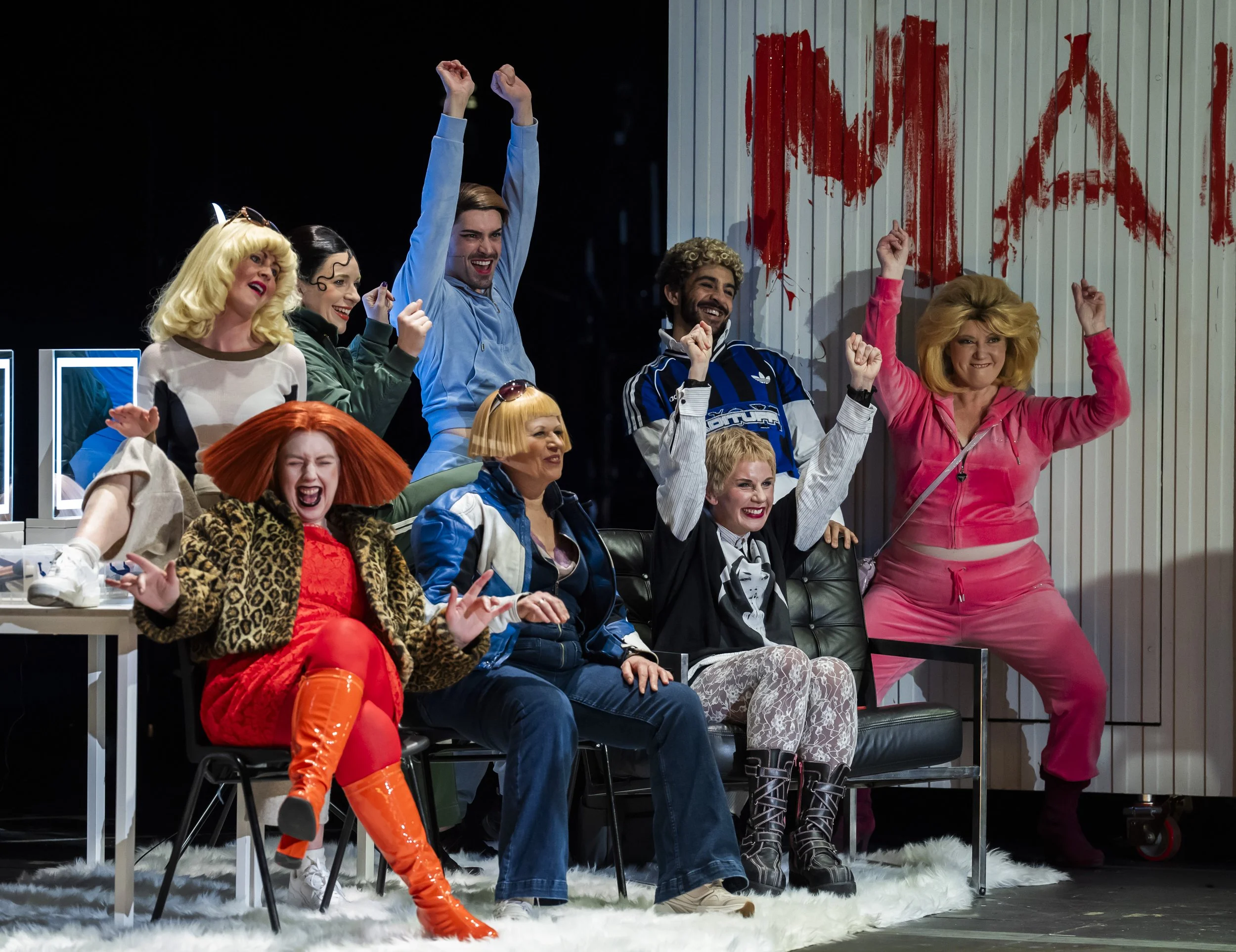 Rise and Fall of the City of Mahagonny-ENO-Coliseum-2280.JPG