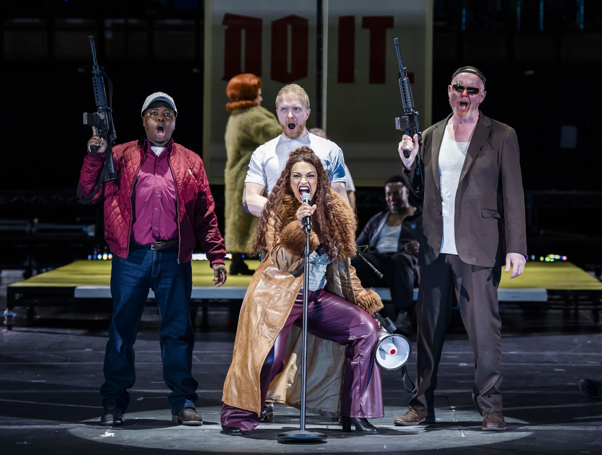 Rise and Fall of the City of Mahagonny-ENO-Coliseum-12571.JPG