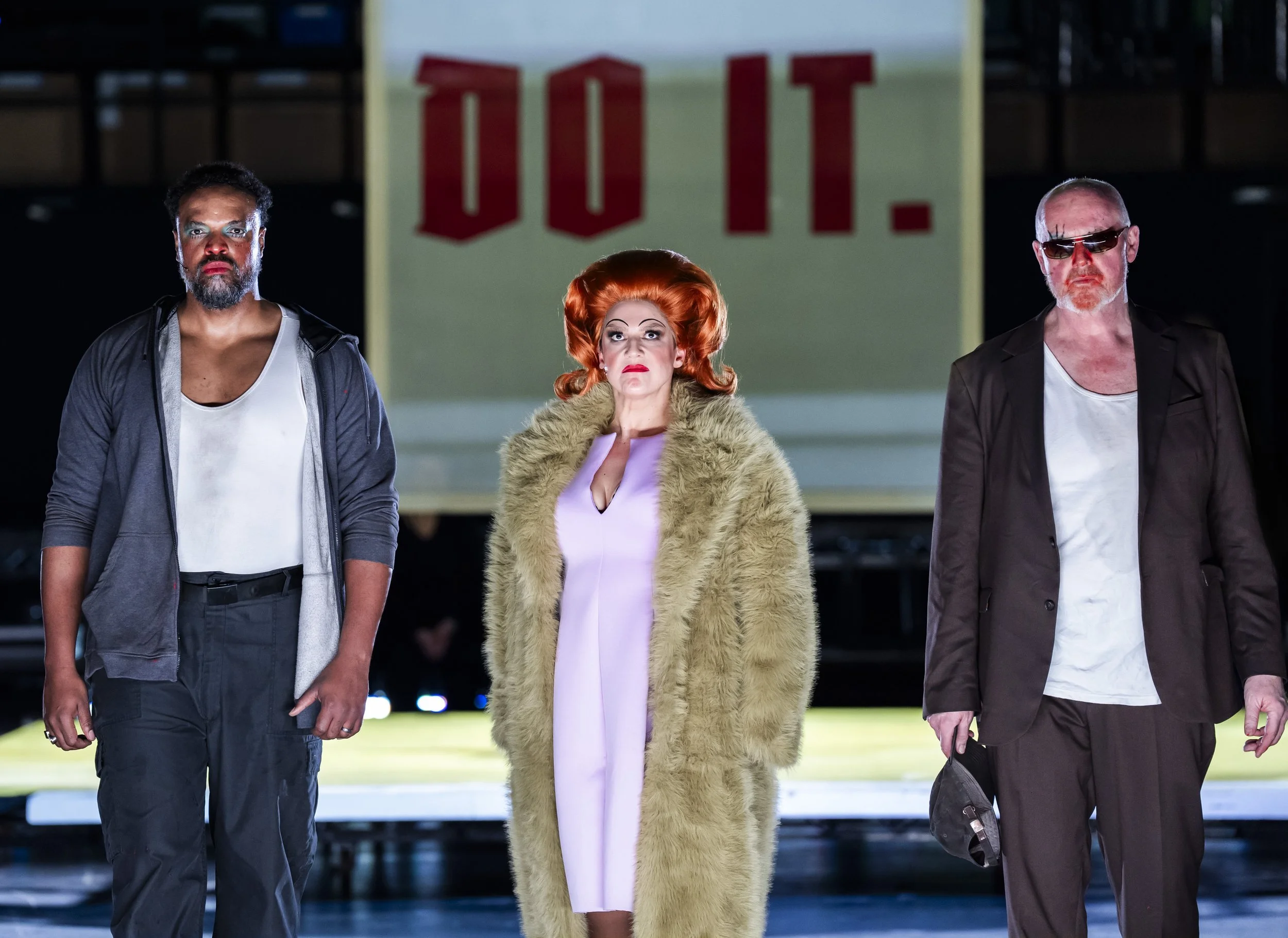 Rise and Fall of the City of Mahagonny-ENO-Coliseum-12868.JPG