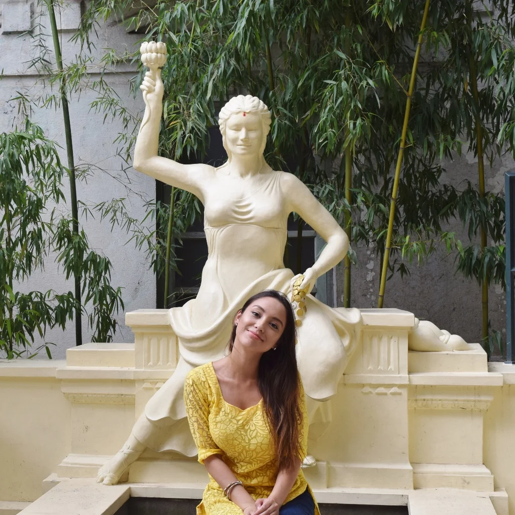 Visiting the Garden of Dreams in Thamel, Kathmandu.