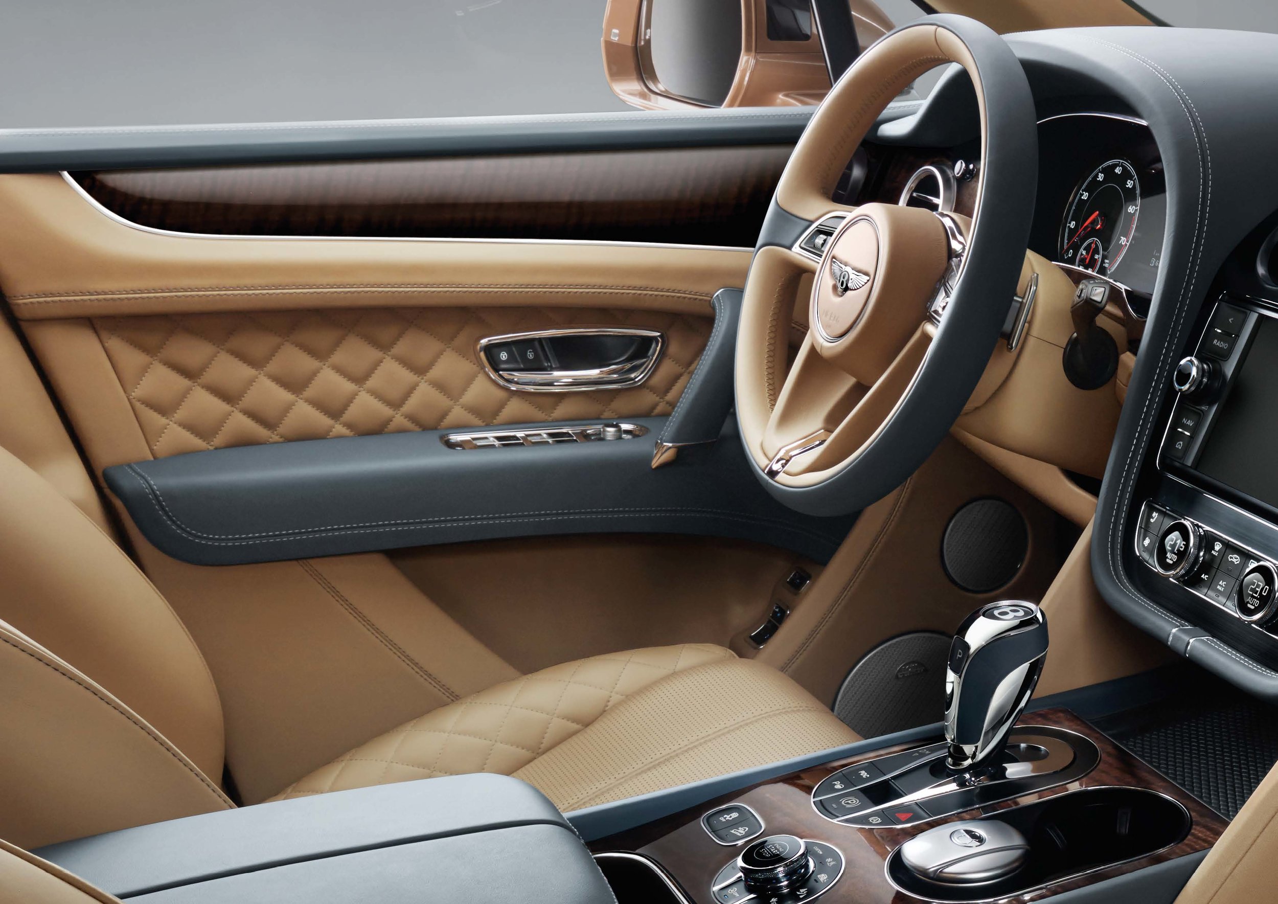 Bentley Bentayga Brochure _Page_10.jpg