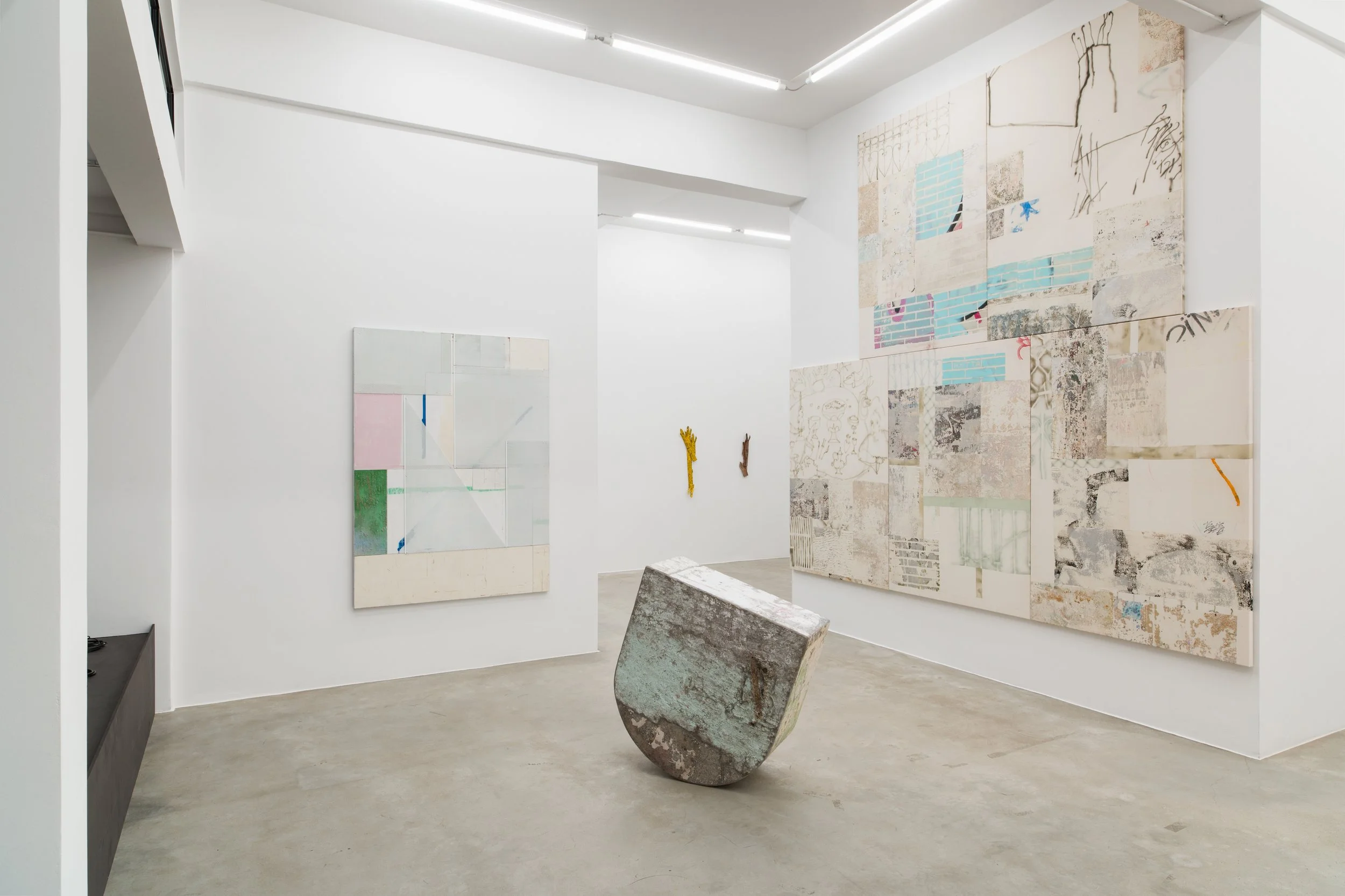  Installation view alongside Bram Braam, Julia Eichler and Tabata von der Locht. 