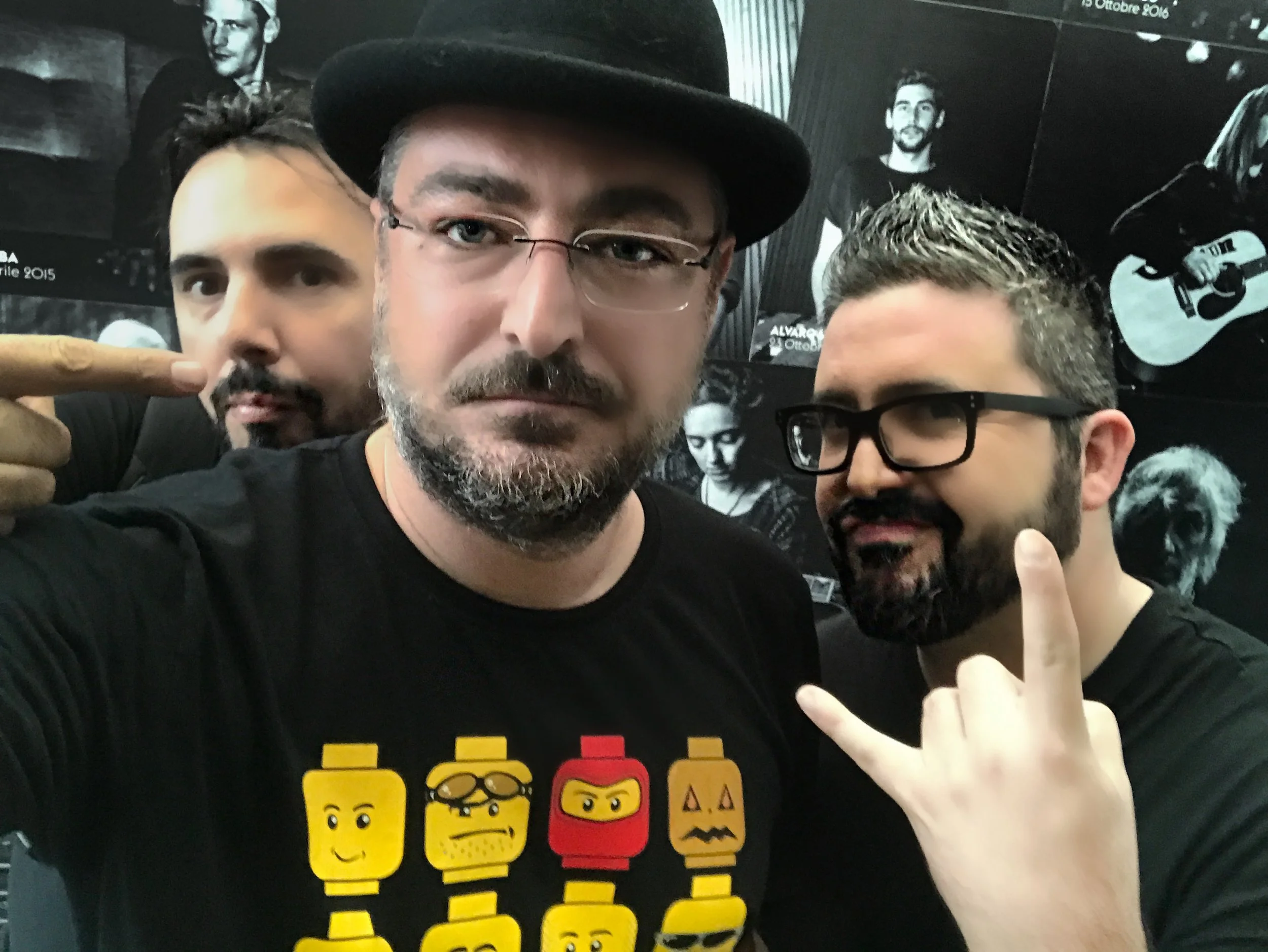Da sinistra: Alessandro Saiani, Filippo Giani, Morgan ICS durante le riprese del videoclip “Siamo uguali”