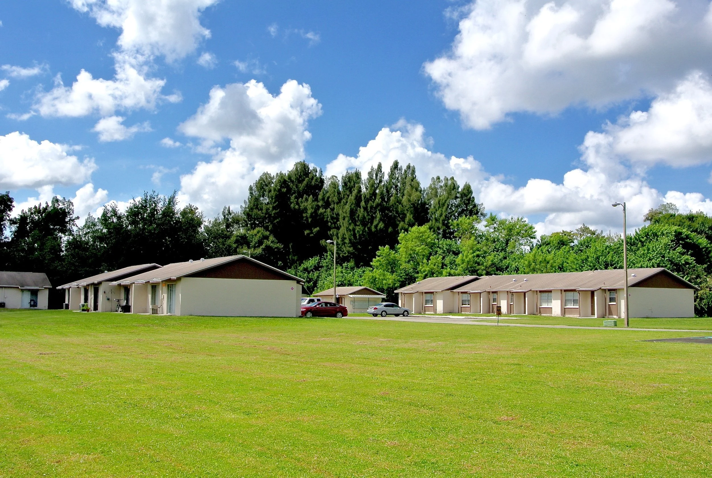 Riverwood Apartments