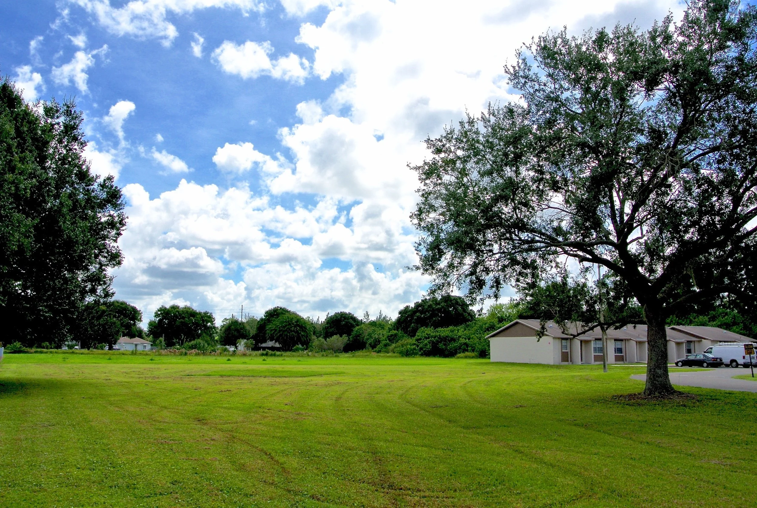 Riverwood Apartments