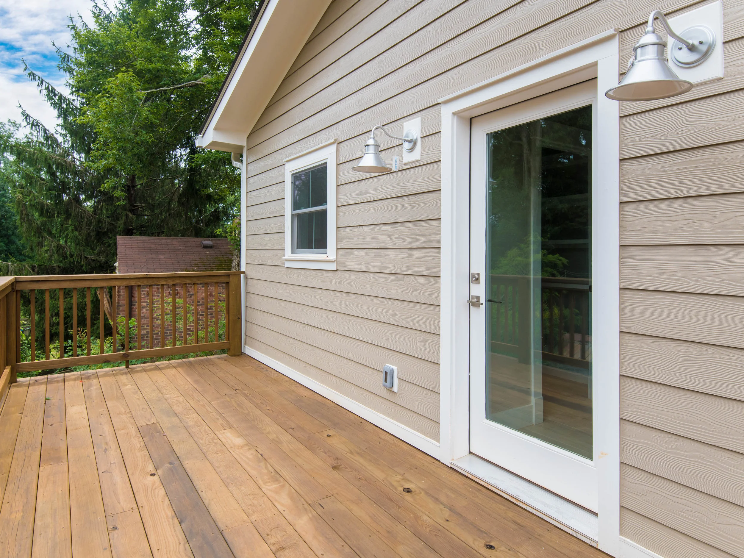 20 Lakeshore Dr (28).jpg