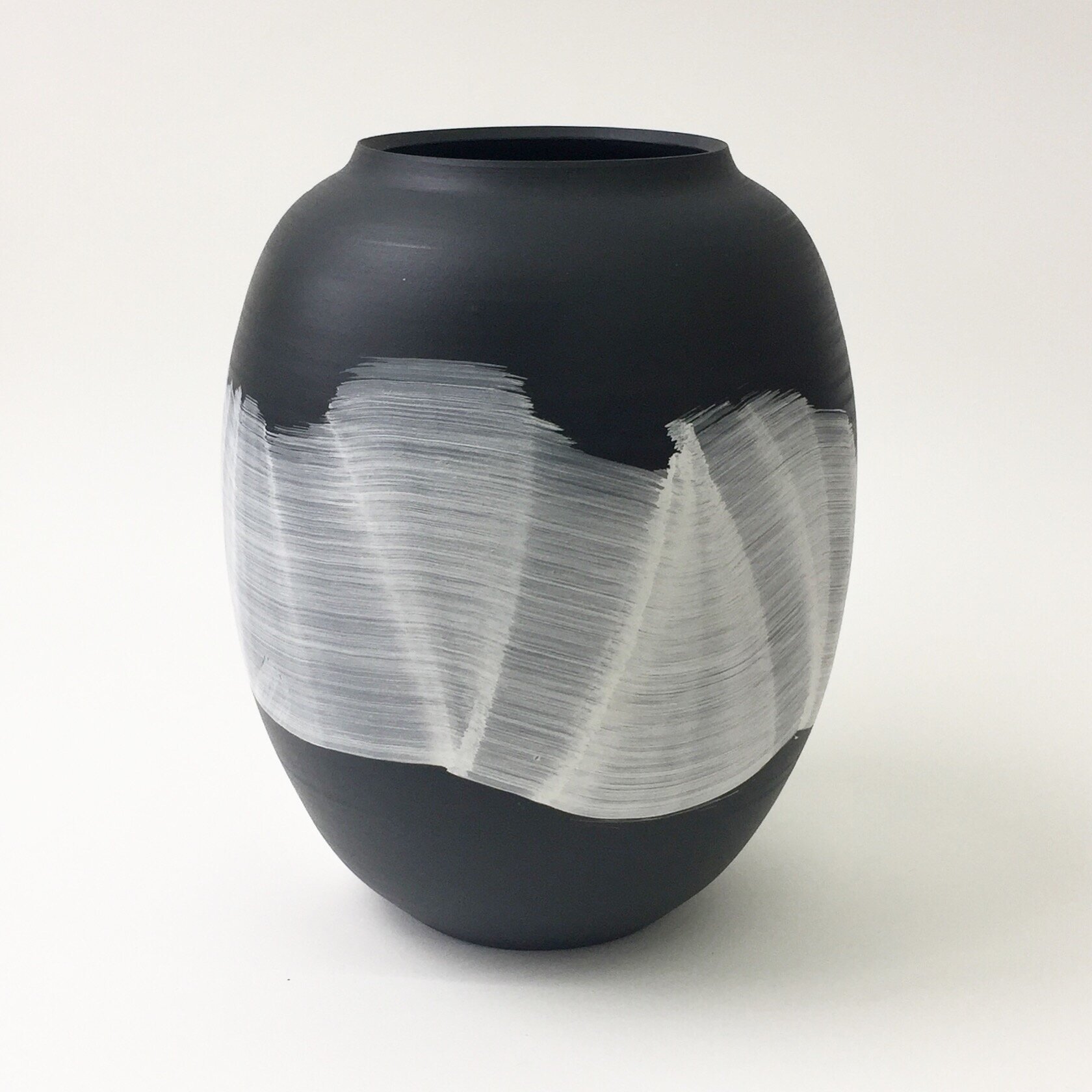 tom-kemp-porcelain-vase-8.jpg