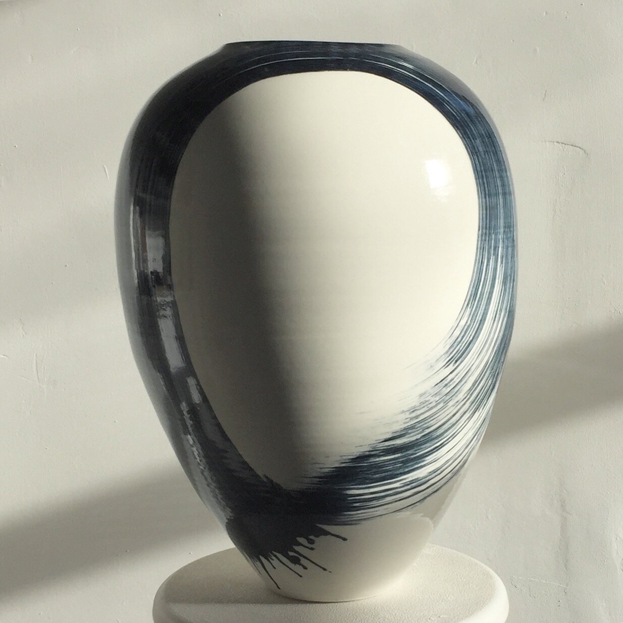 tom-kemp-porcelain-vase-12.jpg