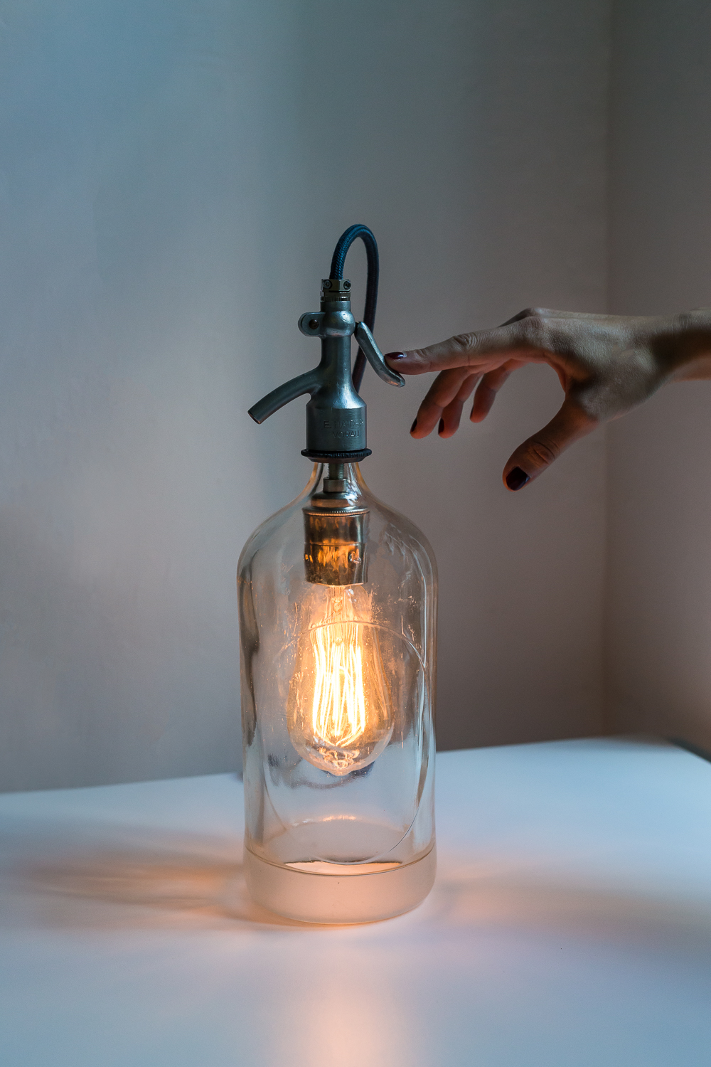 bottle lamp (2 von 2).jpg