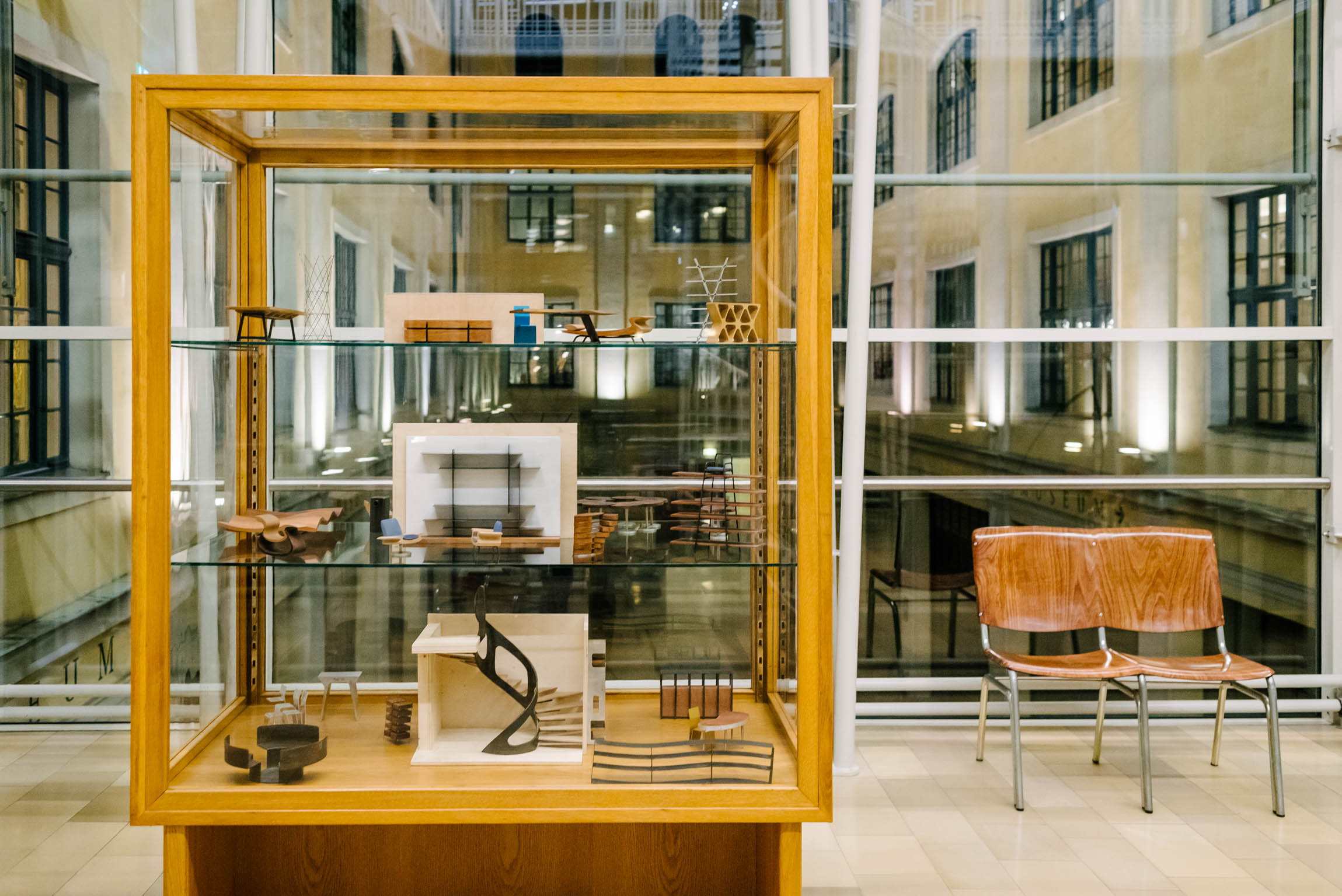 VOM MODELL ZUM WERK – AUSSTELLUNG MIT GESCHICHTE(N) Hofmobiliendepot • Möbel Museum Wien