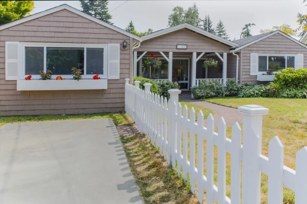 seattle house.jpg