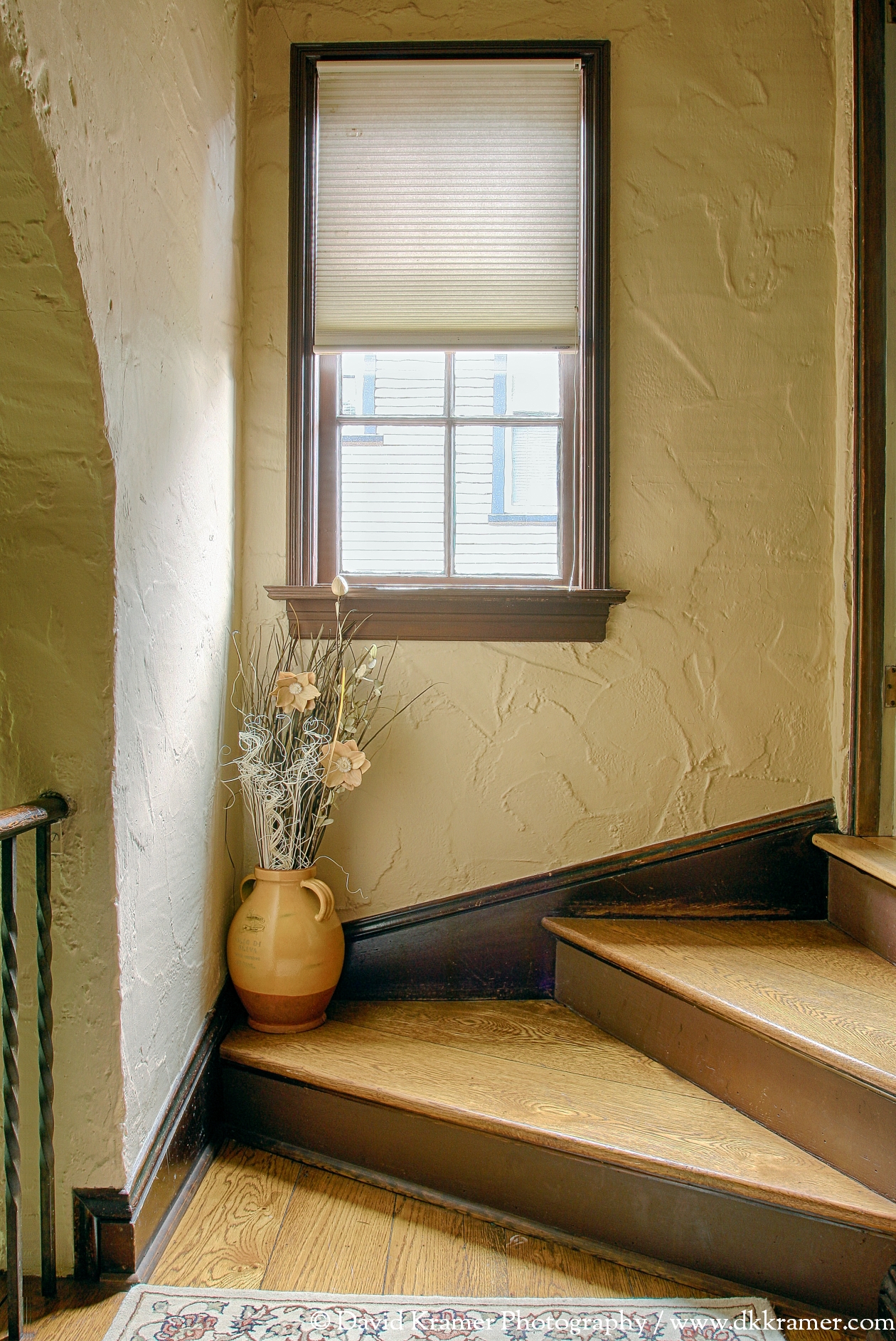 15 LNA-BrickHouse-Stairs-DKPhoto.jpg