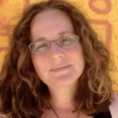 Headshot_Anne_de_Mare.jpg