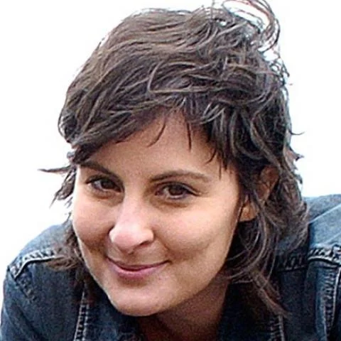 Kirsten_Kelly_Headshot.jpg